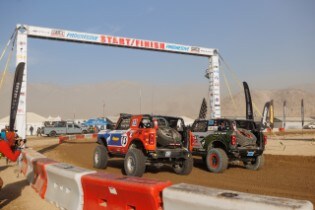 Bronco Sweeps 2022 King of the Hammers Podium